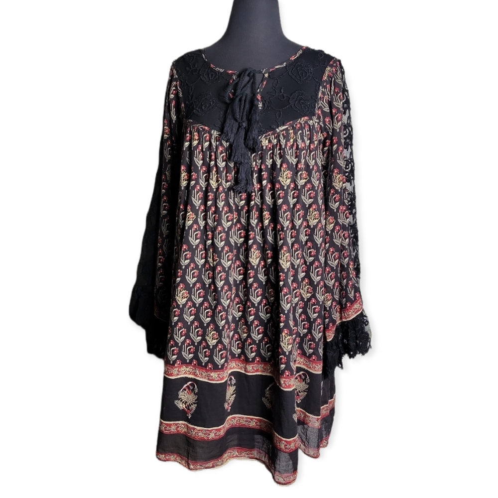 Free People floral boho tunic dress small black lace peasant mini flowy festival